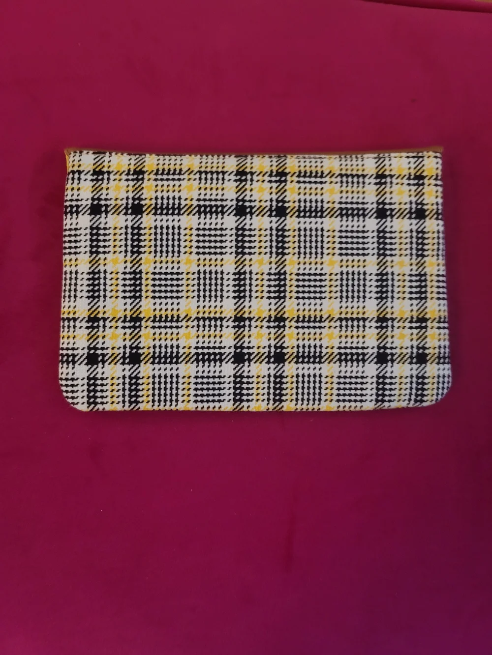 ipsy stylish tan